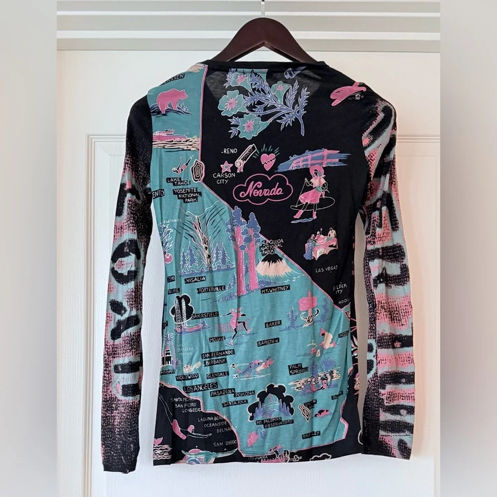 Custo Barcelona Women's Black and Pink Graphic Long Sleeve Top - Picture 2 of 3